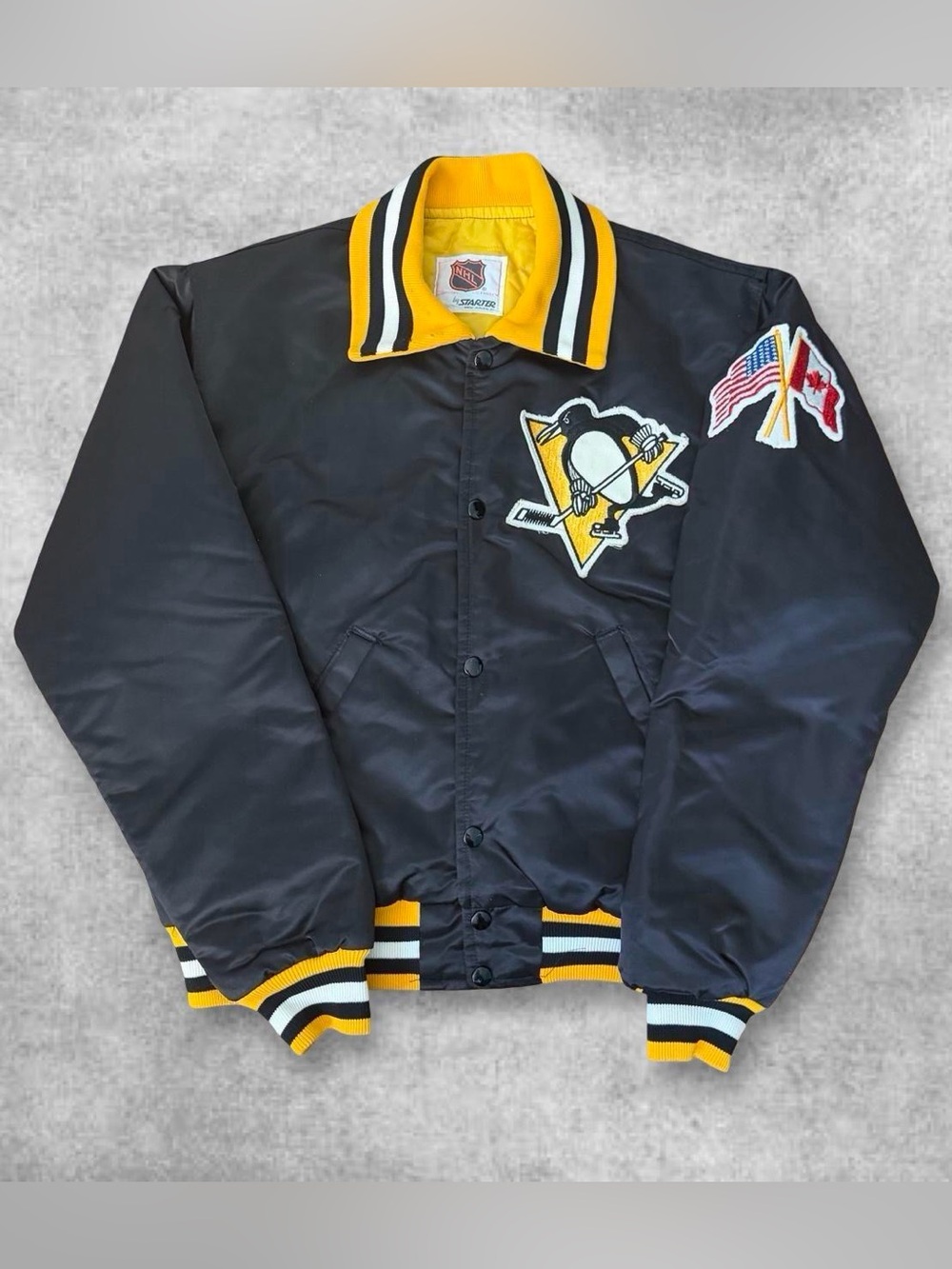NHL 80's Vintage Pittsburg Penguins satin bomber jacket